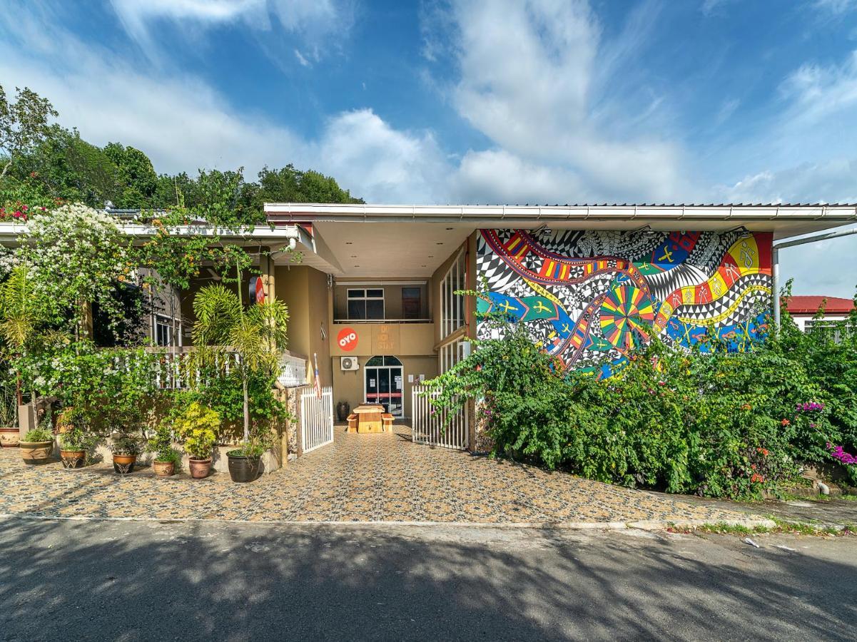 Oyo 89932 Dd Homestay Kota Kinabalu Eksteriør billede