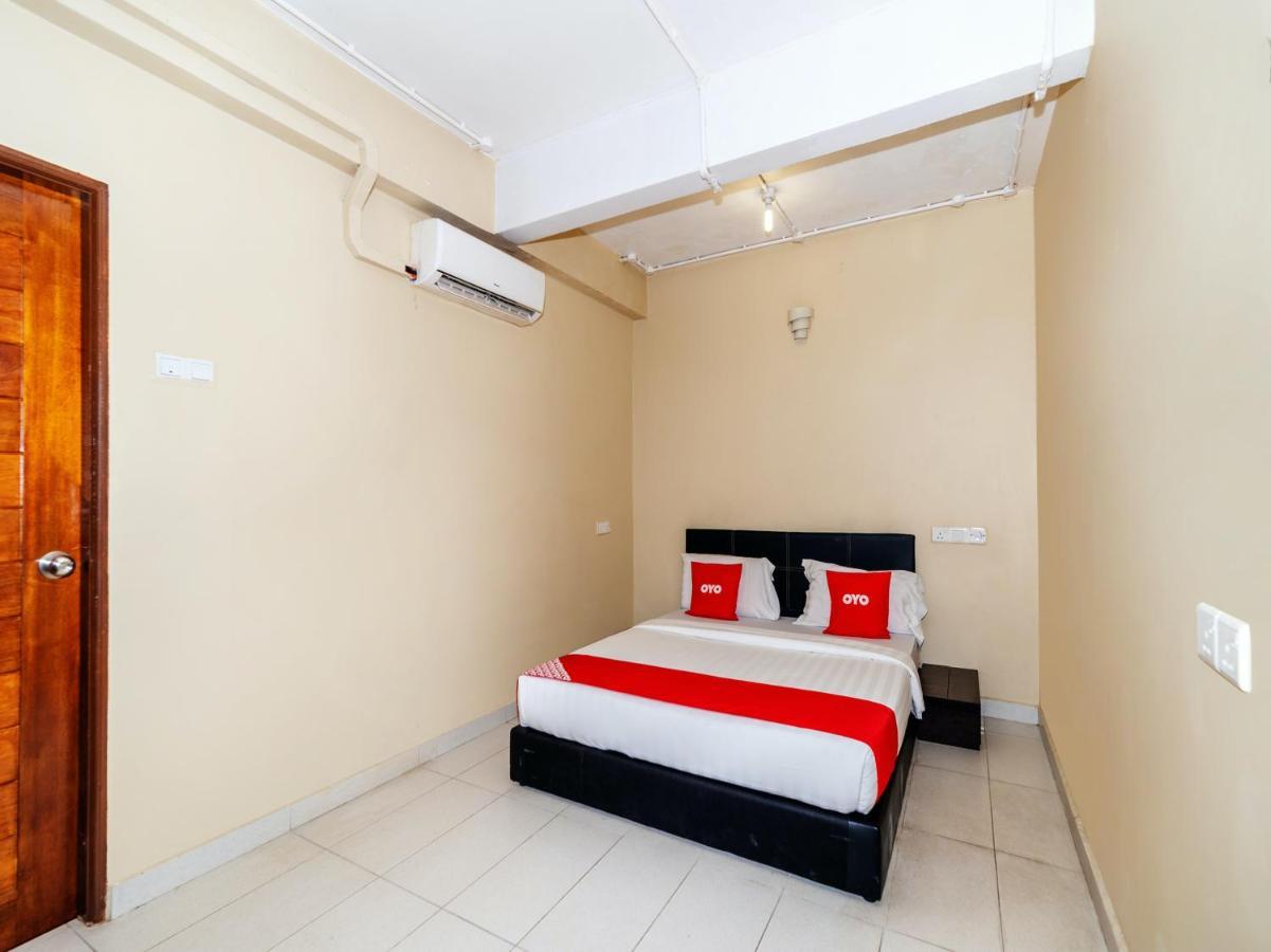Oyo 89932 Dd Homestay Kota Kinabalu Eksteriør billede